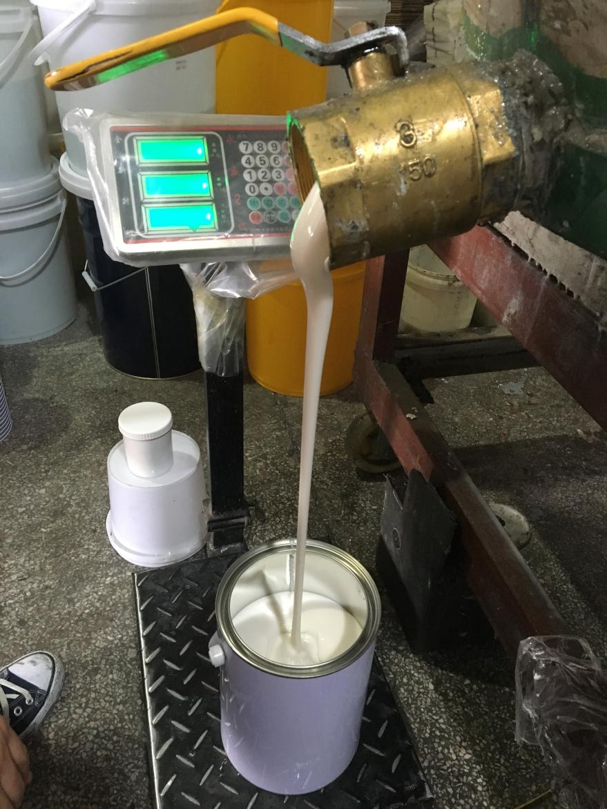 液態(tài)硅膠產品出現(xiàn)流紋路的原因是什么？